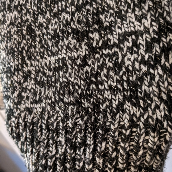 Worthington Black and White Crew Neck Sweater - Picture 4 of 5